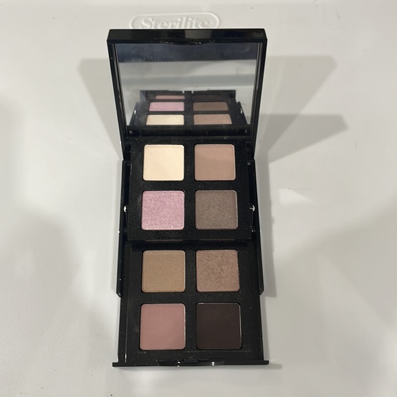 Luxury Makeup Bundle - Picture 3 of 8